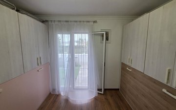 Property slide 18