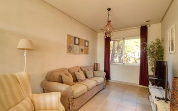 Property slide 14