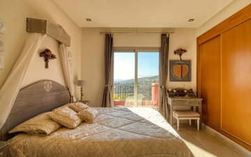Property slide 19