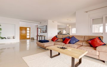 Property slide 17
