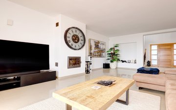 Property slide 20