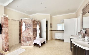 Property slide 31