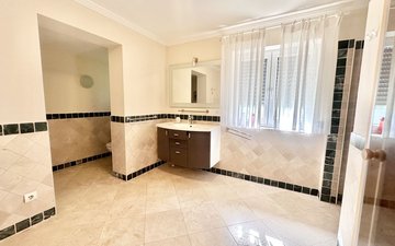 Property slide 42