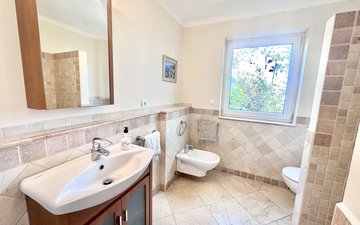 Property slide 50