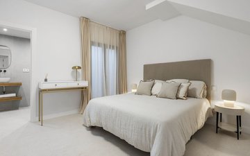 Property slide 20