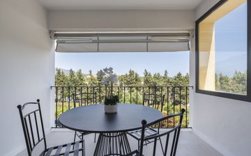Property slide 21