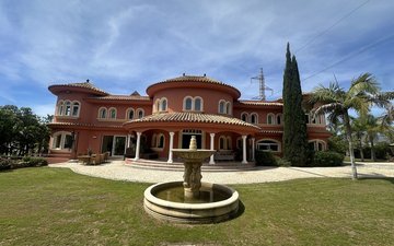 Property slide 19