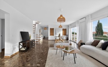 Property slide 17