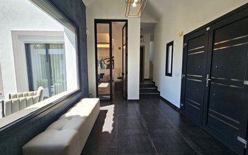 Property slide 10