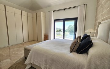 Property slide 16