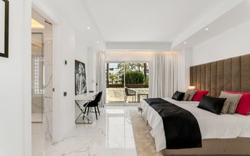 Property slide 20