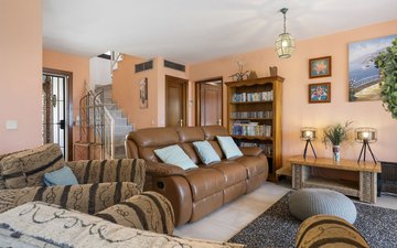 Property slide 16