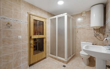 Property slide 37