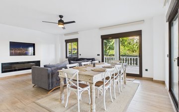 Property slide 10