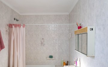 Property slide 20