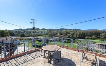 Property slide 40