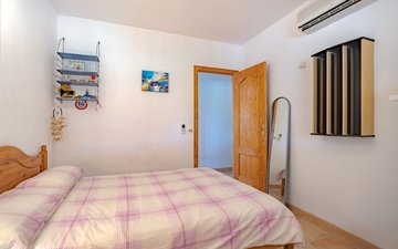 Property slide 19