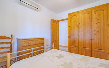 Property slide 22