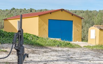 Property slide 49