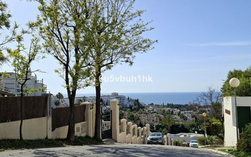 Property slide 22