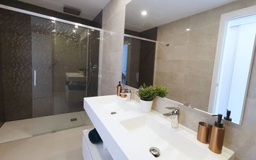 Property slide 22