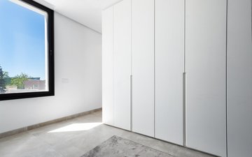 Property slide 20