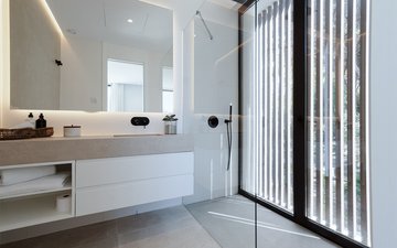 Property slide 33