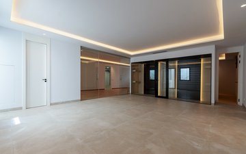 Property slide 46