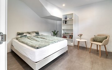 Property slide 24