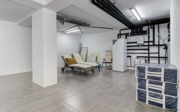 Property slide 27