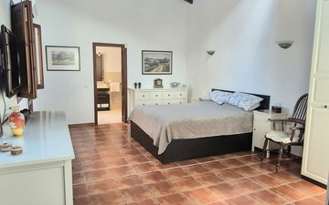 Property slide 21