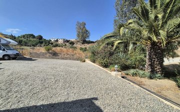 Property slide 39