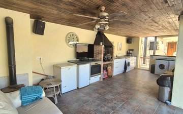 Property slide 47