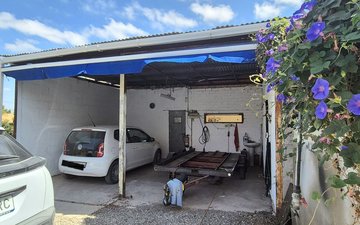 Property slide 78
