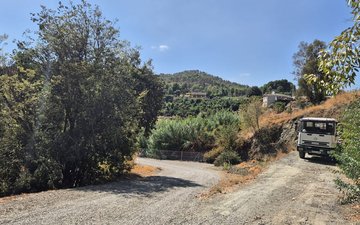 Property slide 83