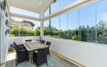 Property slide 25