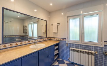 Property slide 35