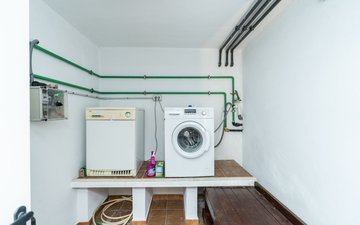 Property slide 44