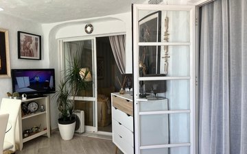 Property slide 19