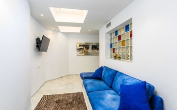 Property slide 24