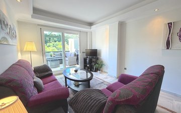 Property slide 22