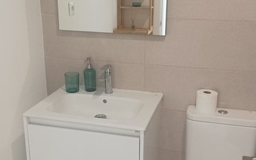 Property slide 16