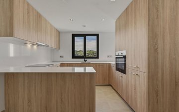 Property slide 22