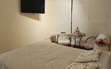 Property slide 16