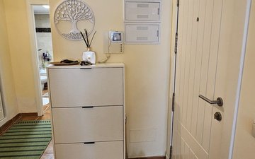 Property slide 25