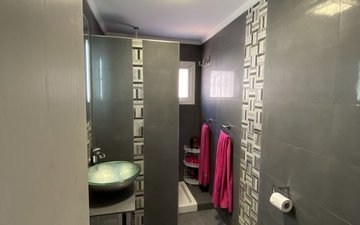 Property slide 30