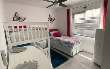 Property slide 32