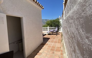 Property slide 50