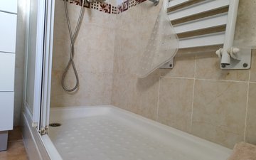 Property slide 22