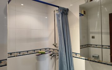 Property slide 32